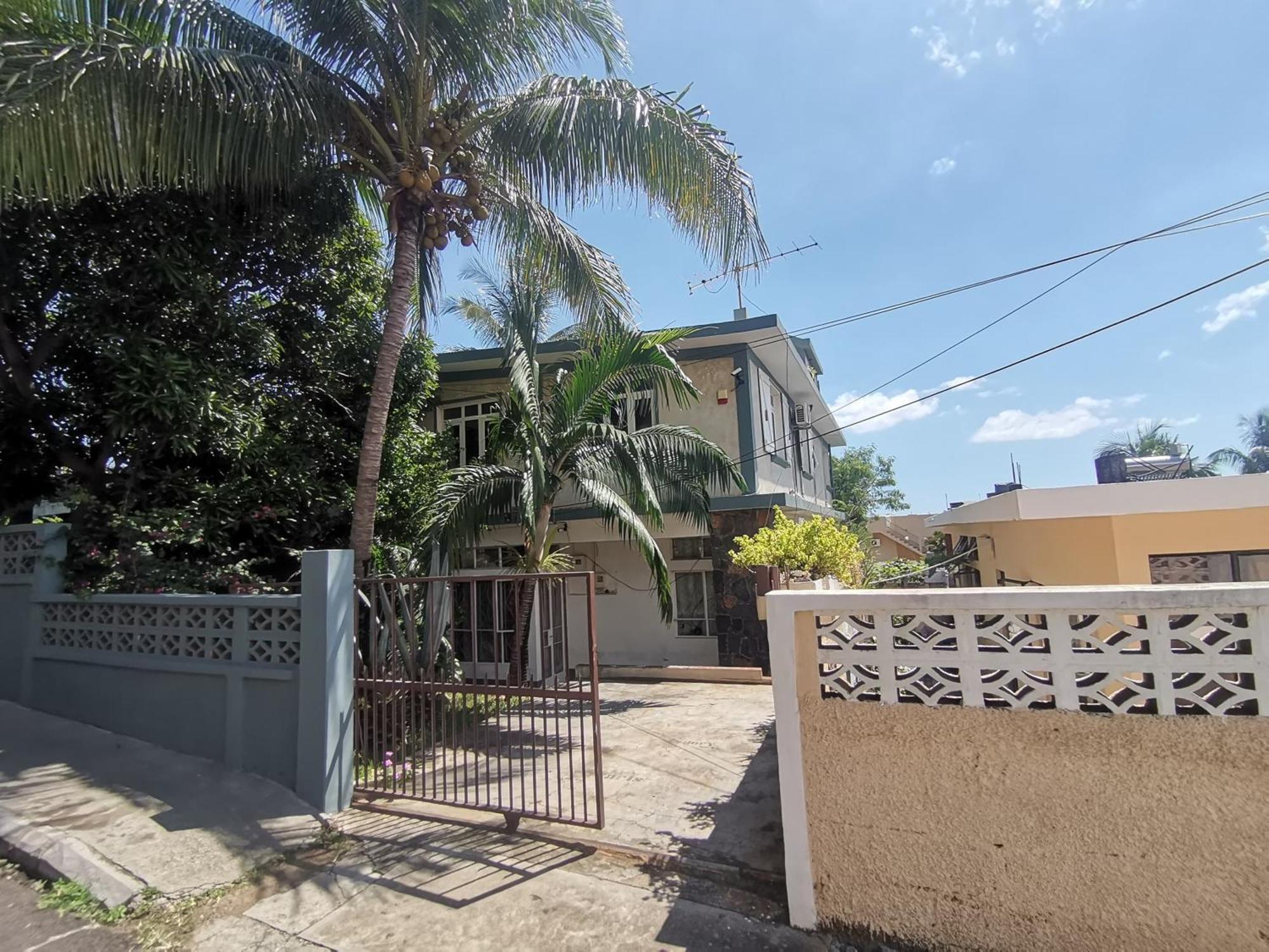 Modern Apartment/3Bedrooms/2Bathrooms/Rooftop/Jacuzzi Pointe aux Sable Esterno foto