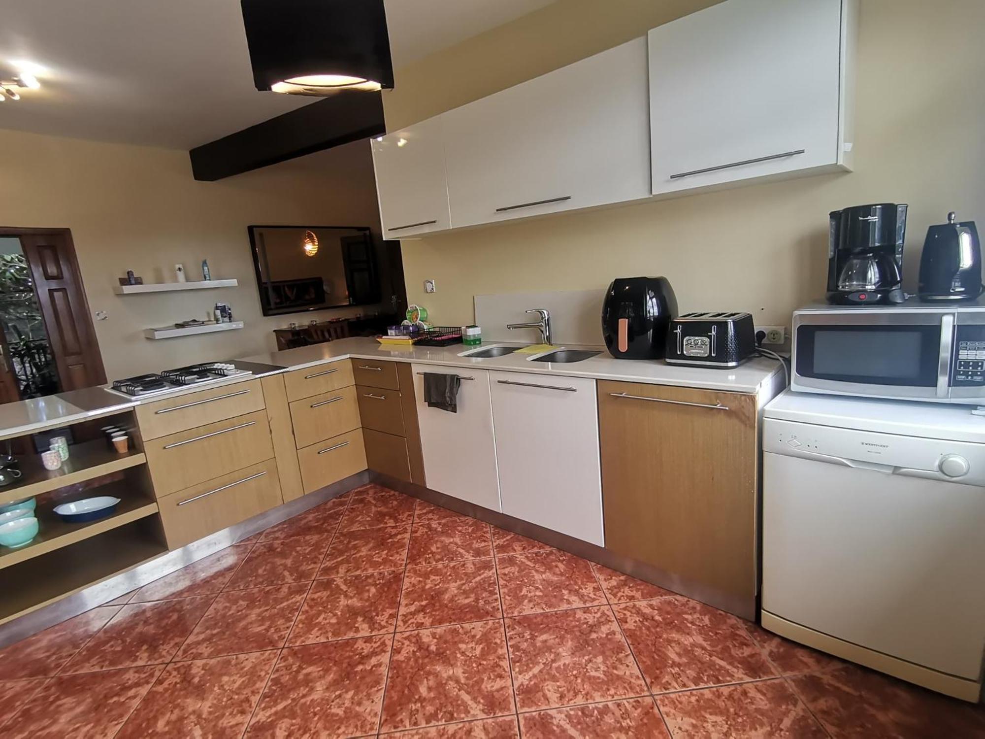 Modern Apartment/3Bedrooms/2Bathrooms/Rooftop/Jacuzzi Pointe aux Sable Esterno foto