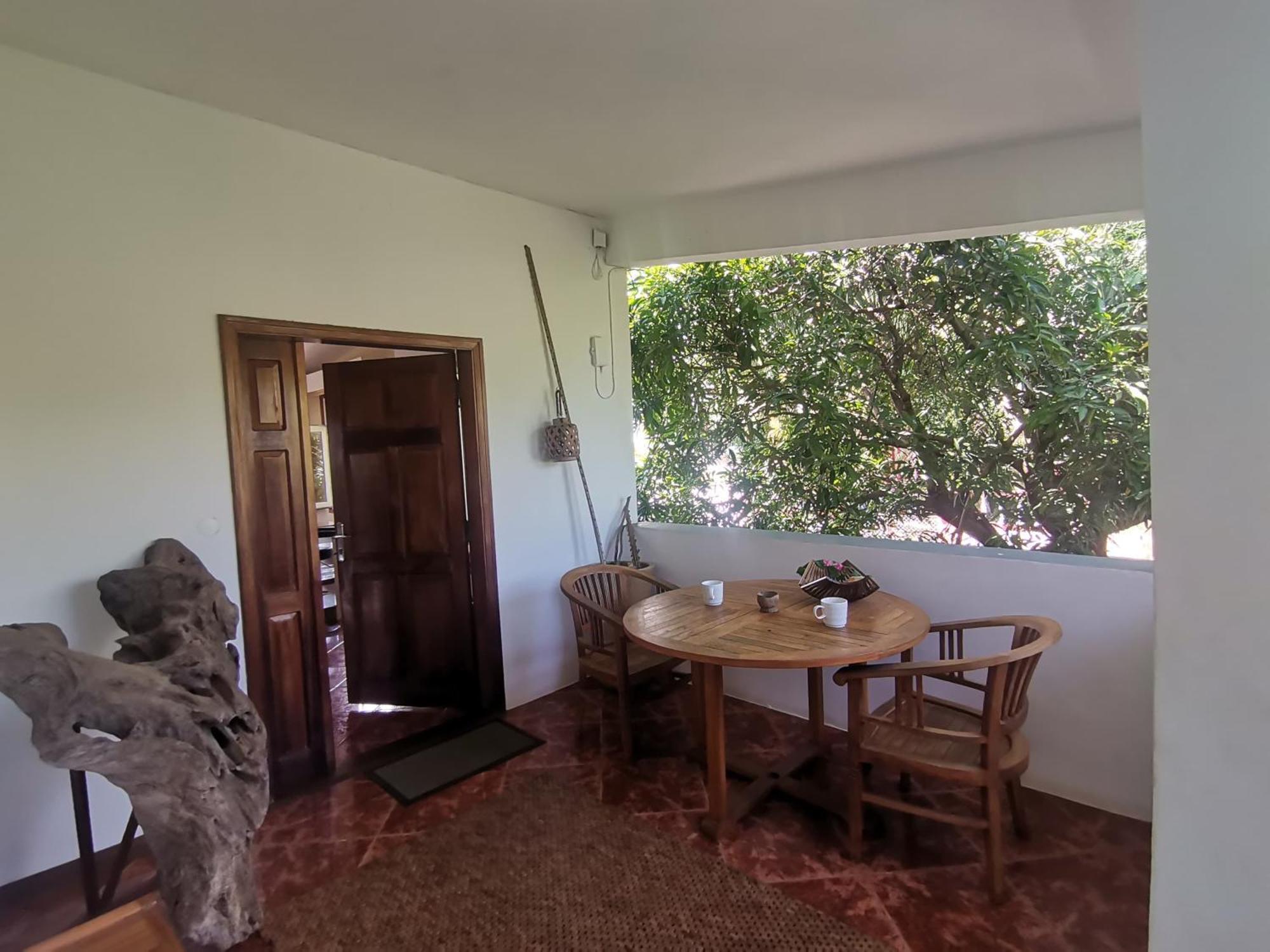 Modern Apartment/3Bedrooms/2Bathrooms/Rooftop/Jacuzzi Pointe aux Sable Esterno foto