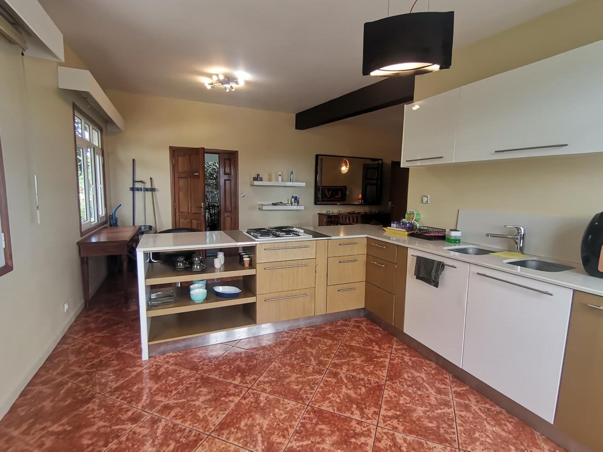 Modern Apartment/3Bedrooms/2Bathrooms/Rooftop/Jacuzzi Pointe aux Sable Esterno foto