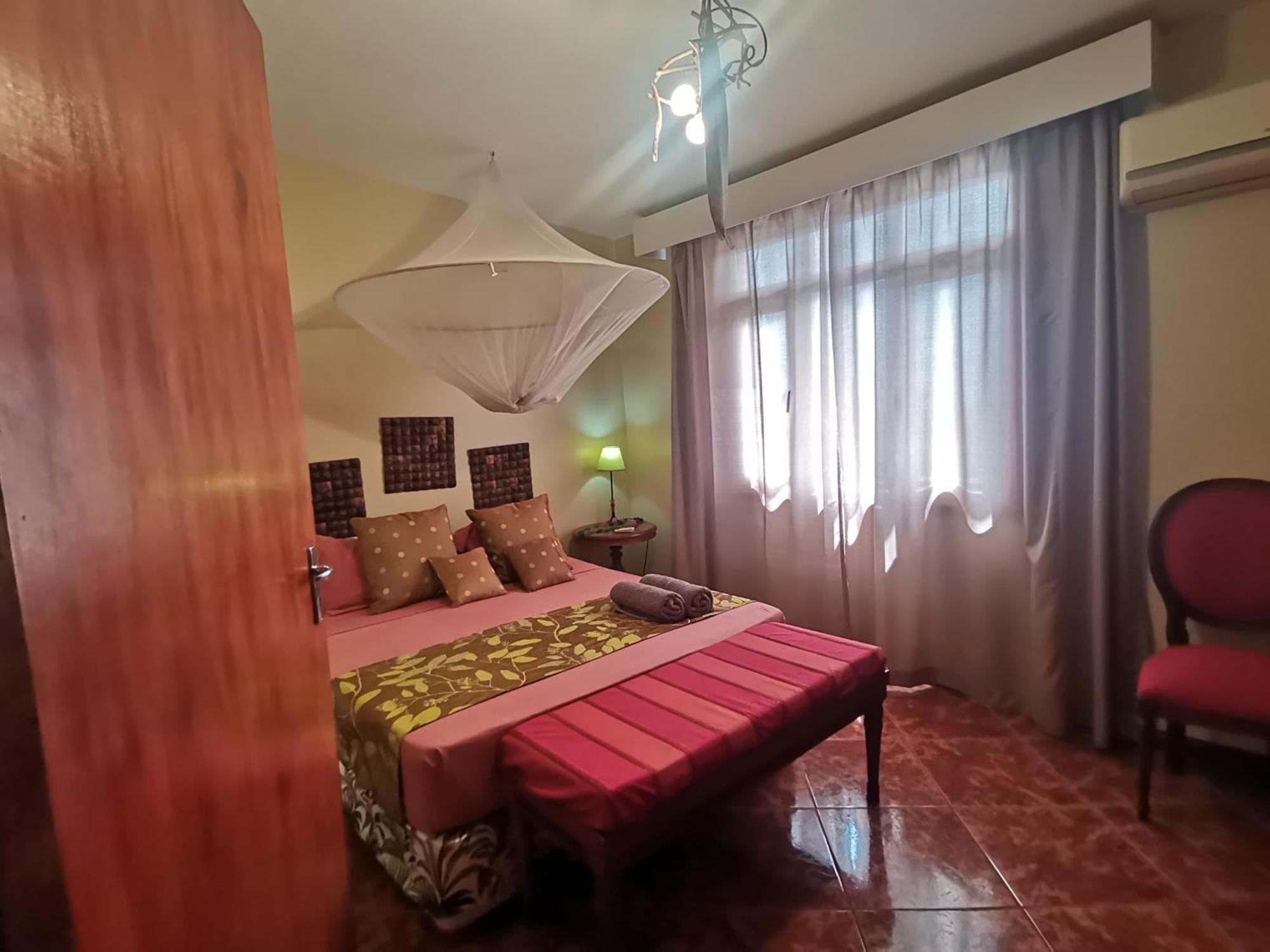 Modern Apartment/3Bedrooms/2Bathrooms/Rooftop/Jacuzzi Pointe aux Sable Esterno foto